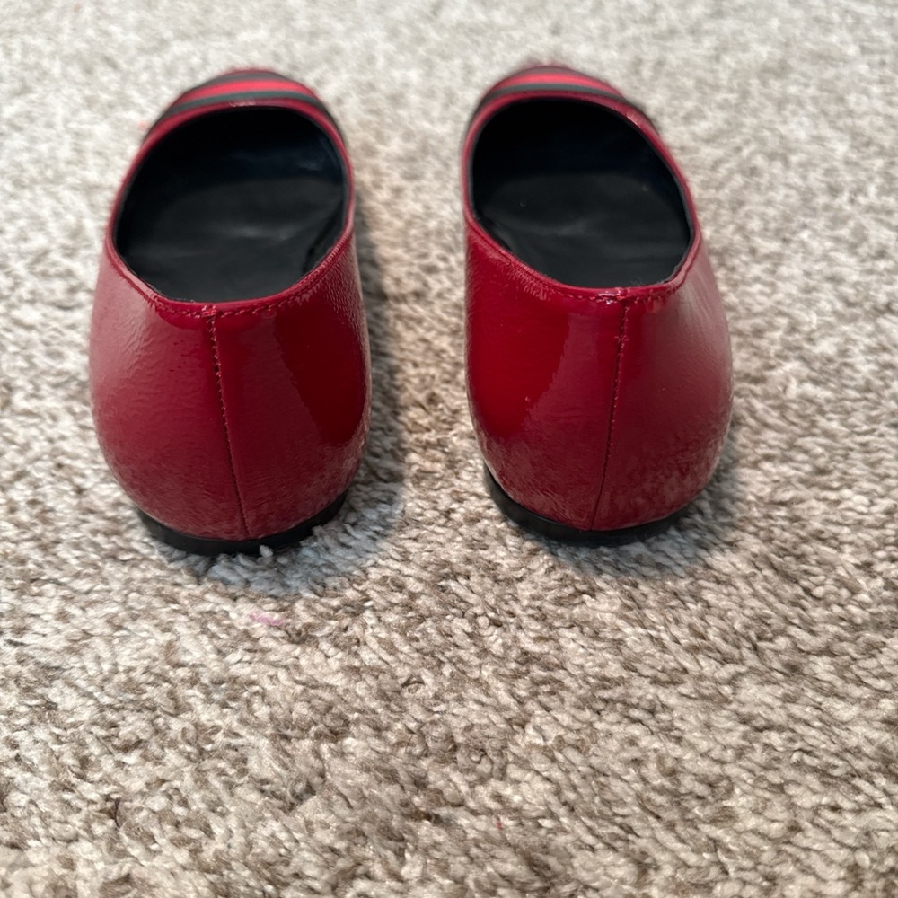 Gucci Red Women's Flats with Red and Black Stripes - Picture 6 of 7